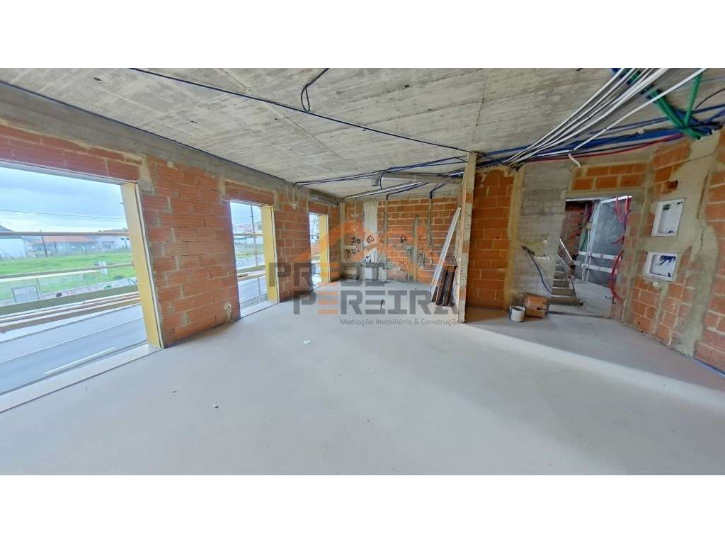 *NOVA CONSTRUÇÃO*
T3 situado em condomínio fechado, varanda, pisci... - Grande imagem: 4/26