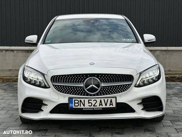 Mercedes-Benz C 220 d 4Matic T 9G-TRONIC AMG Line - 12