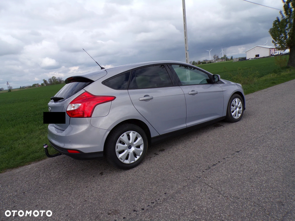 Ford Focus - 8