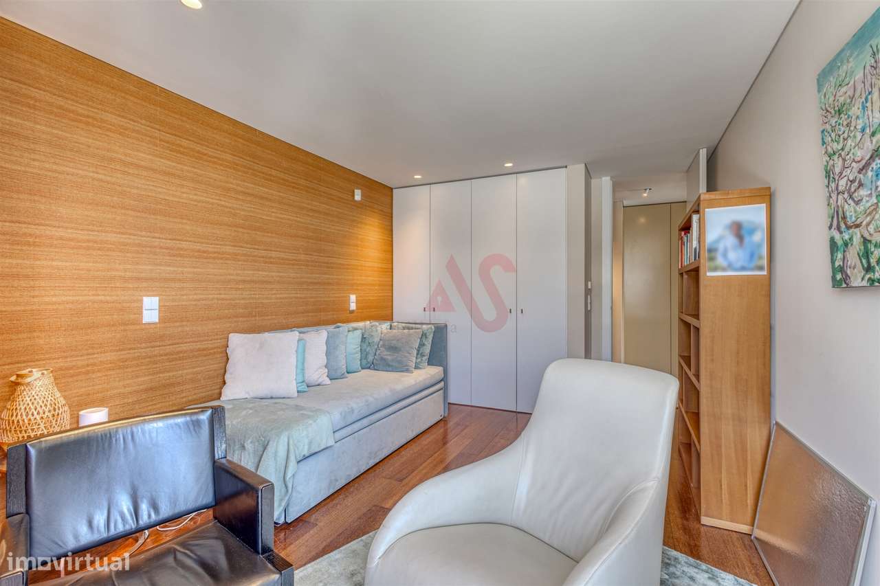 Penthouse Duplex Exclusiva em Frente à Praia de Salgueiros – na Primei-22