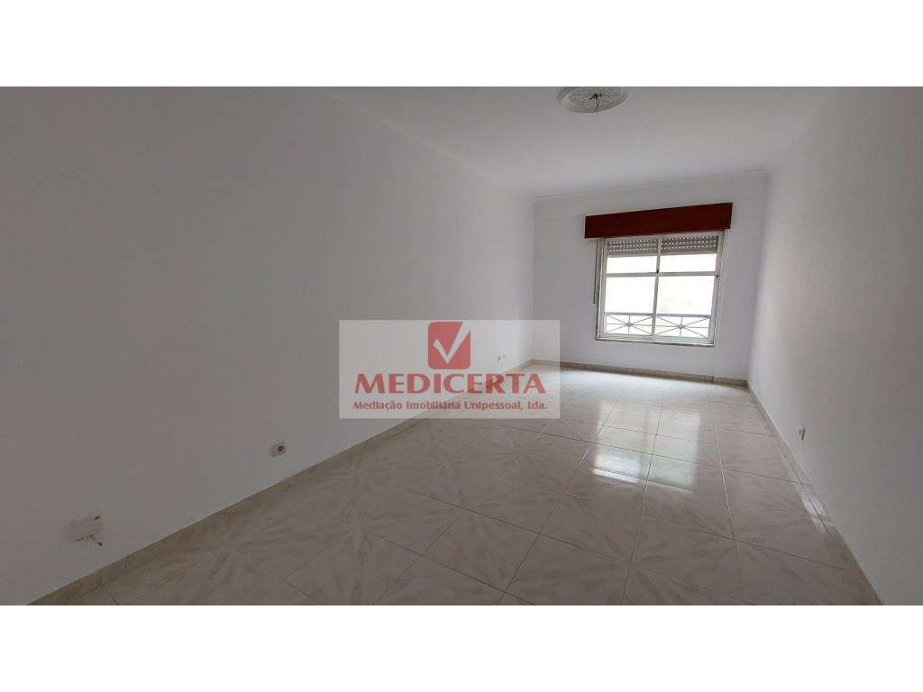 T2 - Tapada das Merces - Grande imagem: 4/13