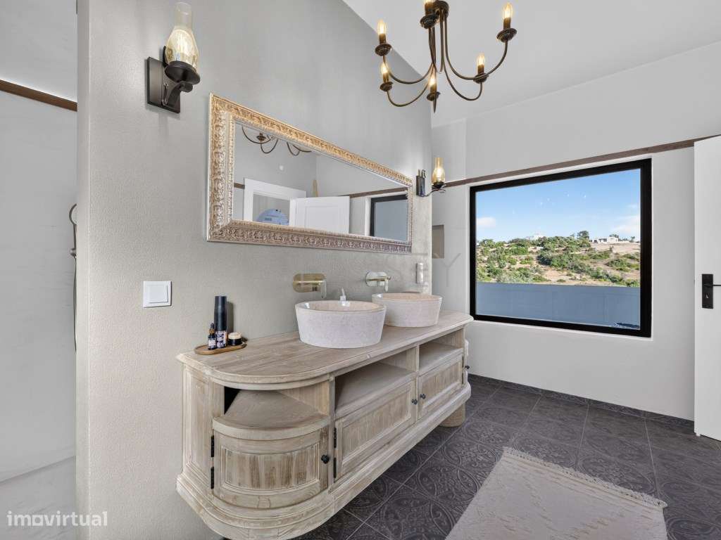 Excecional Moradia 5+1 Totalmente Renovada com Vistas Panorâmicas s...-10