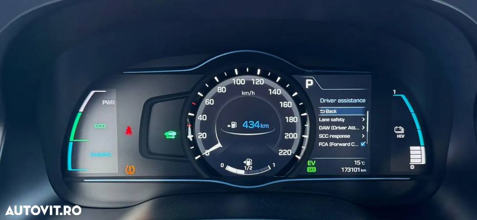Hyundai IONIQ Plug-In Hybrid 1.6 141CP Exclusive - 29