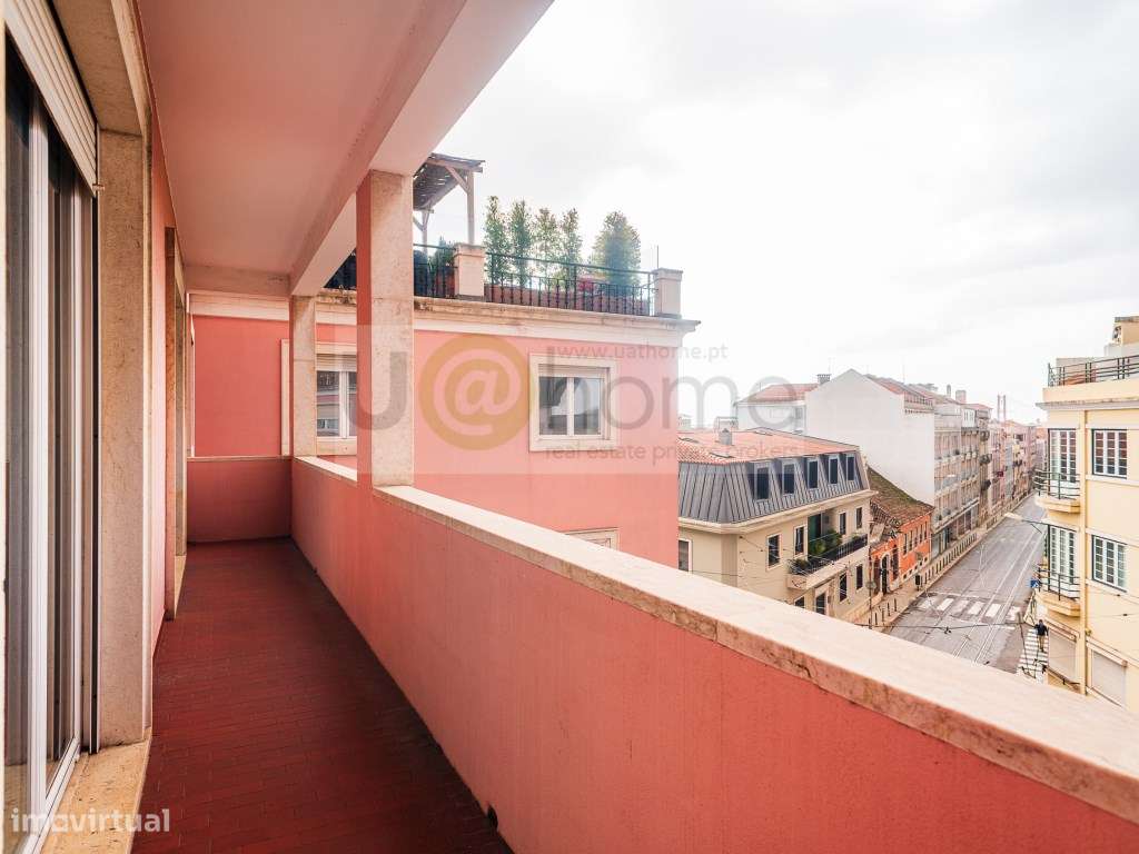 Apartamento T4+ 1 na Lapa-41