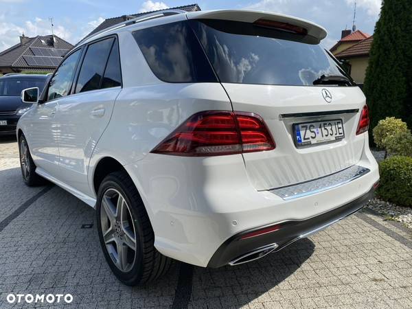 Mercedes-Benz GLE 250 d 4-Matic - 26