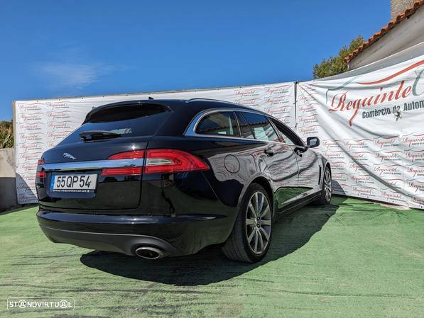 Jaguar XF Sportbrake 2.2 D Luxury - 10