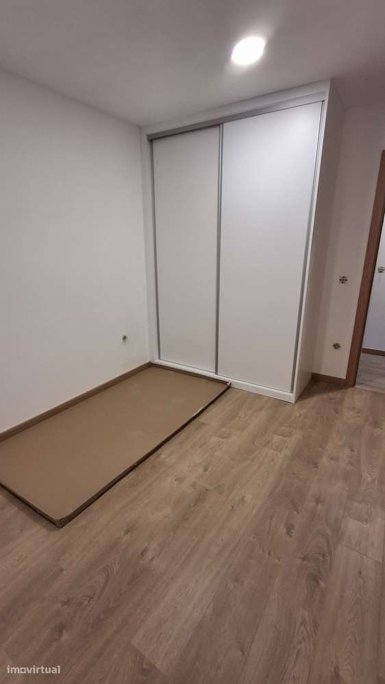 Apartamento T3 novo com jardim em Agrela-7