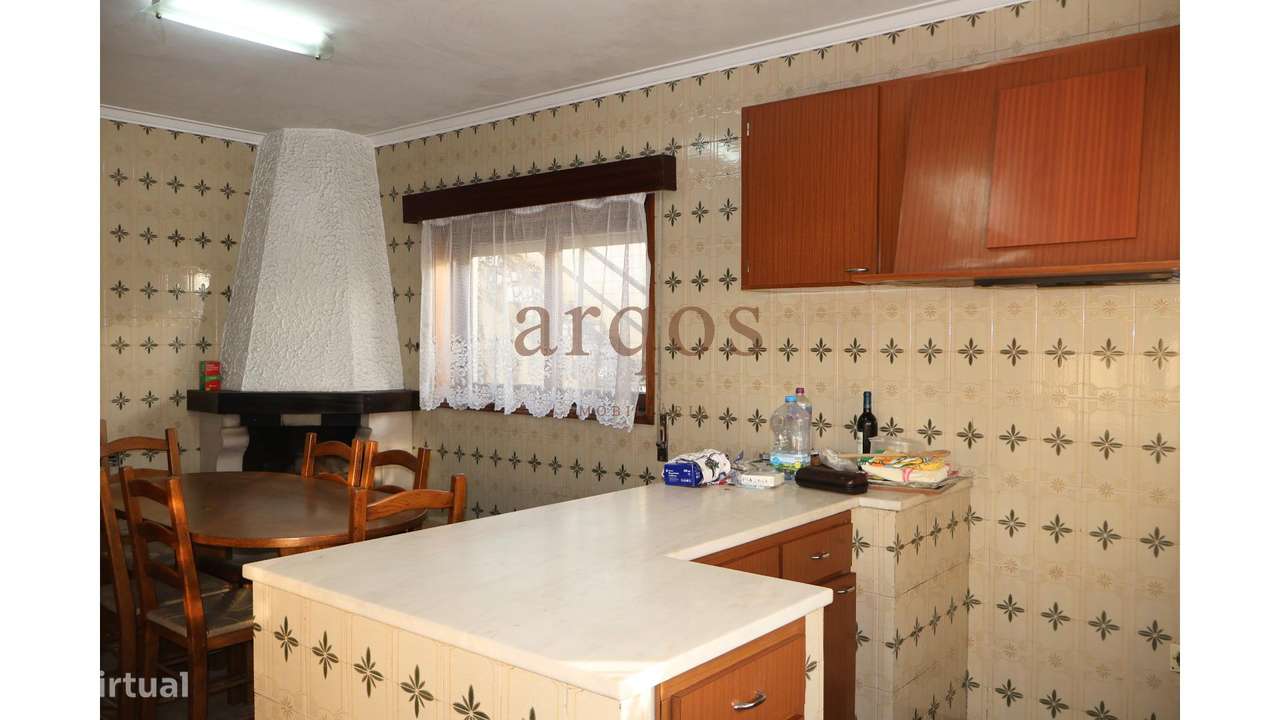 Moradia Isolada T4+1 em Lourosa-10