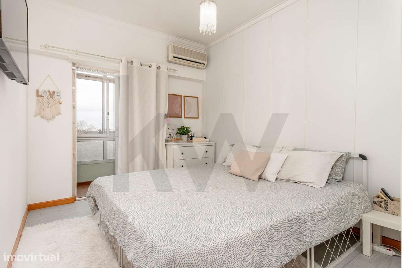 O Equilíbrio Perfeito entre Espaço e Serenidade: T3 em Arrentela com S - Grande imagem: 4/34