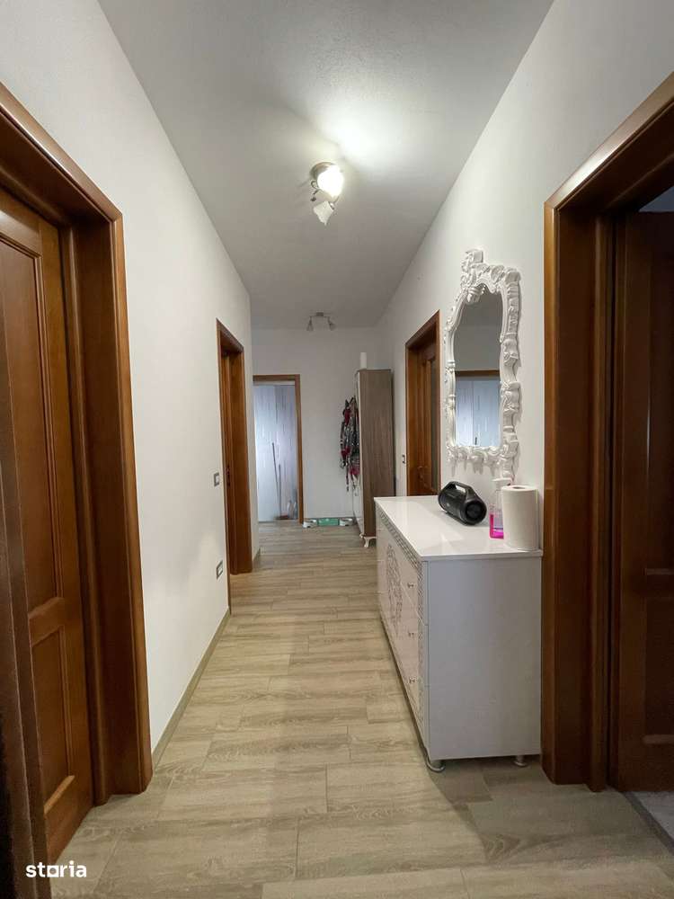 Vand casa in Cordun-1