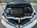 Toyota Auris 1.6 Premium - 4