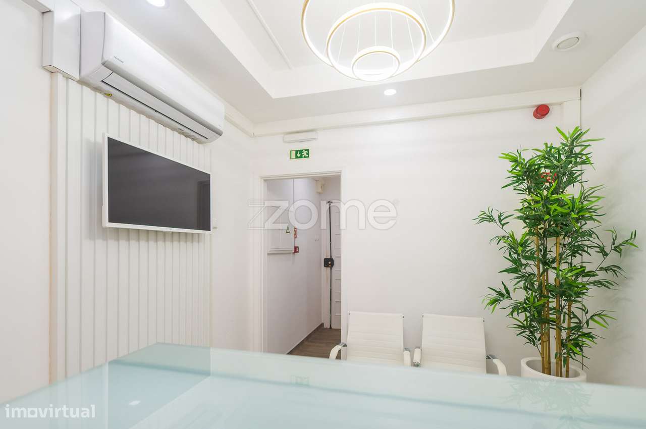 Clinica dentária junto à Av. da Liberdade - Grande imagem: 3/58