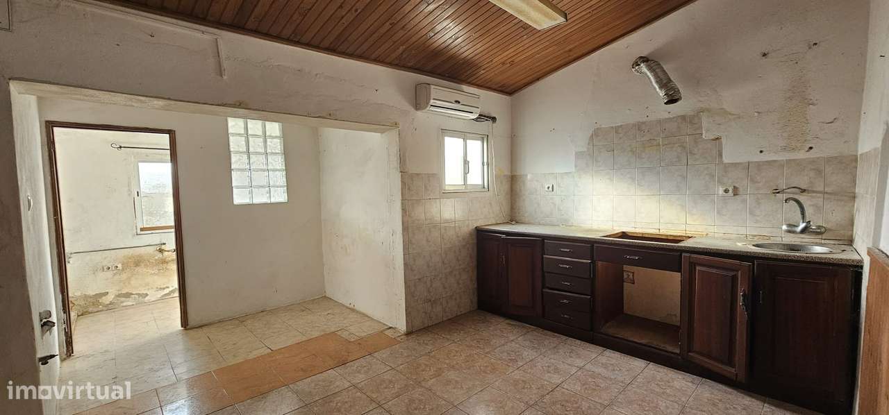 Apartamento T3 no Centro da Cidade de Moura-10