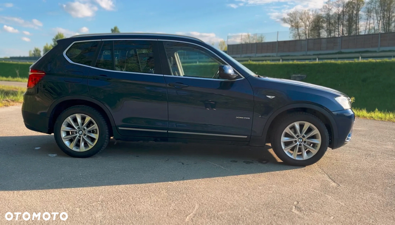 BMW X3 xDrive28i xLine - 2