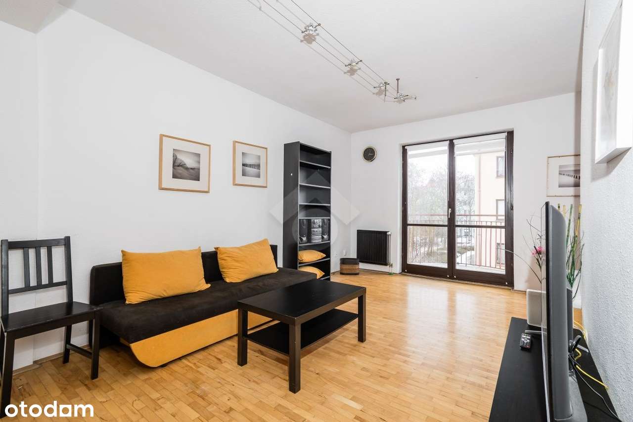 Przestronna kawalerka położona w świetnej lokalizacji-Bronowice-1