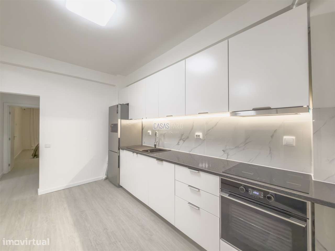 Apartamento T2 Venda em Faro (Sé e São Pedro),Faro - Grande imagem: 3/22