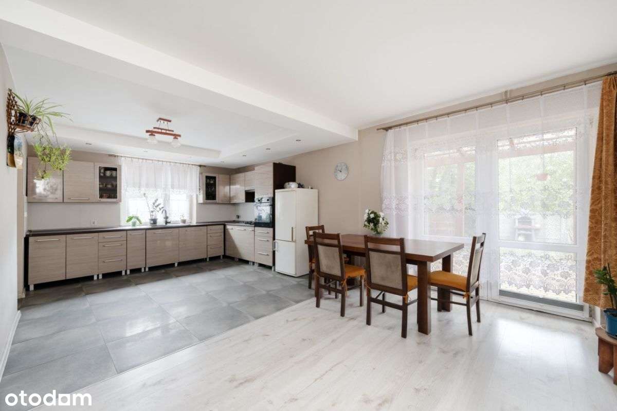 Dom z częścią gospodarczą i ogrodem koło Uniejowa - Pełny obrazek: 5/17