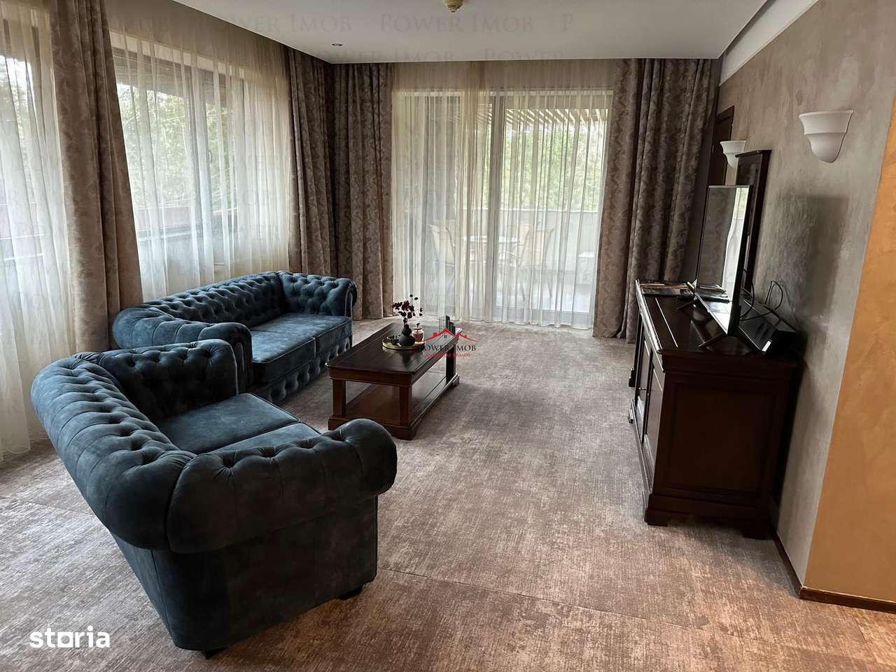 HOTEL ALPIN - Vanzare apartament cu 3 camere in Poiana Brasov - Imagine principală: 1/10