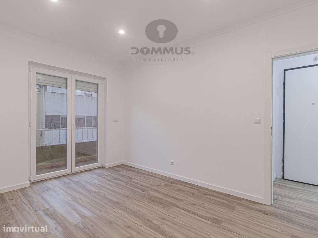 Apartamento T2 Duplex totalmente remodelado-14