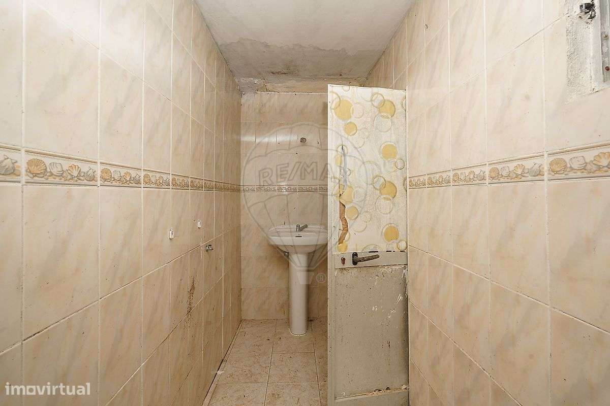 Moradia T0 para venda-10