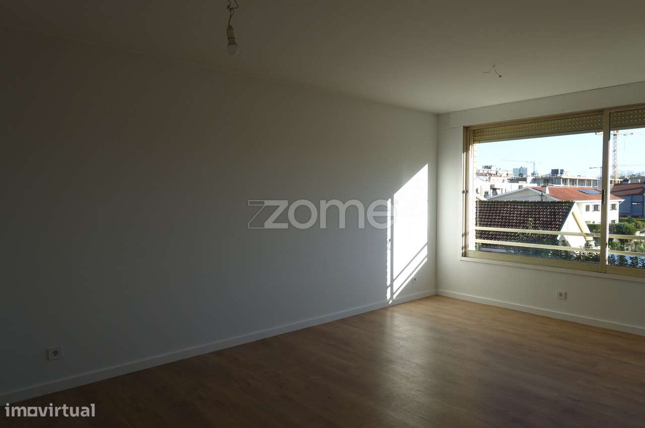 Apartamento T2 Monte dos Burgos/ Senhora da Hora - Grande imagem: 4/24