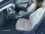 Volvo V60 D5 Drive-E Momentum - 9