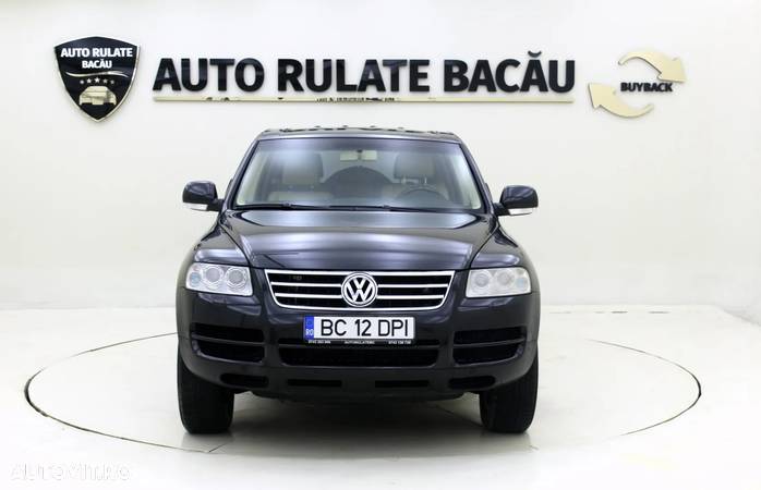 Volkswagen Touareg 2.5 TDI R5 Aut. - 10