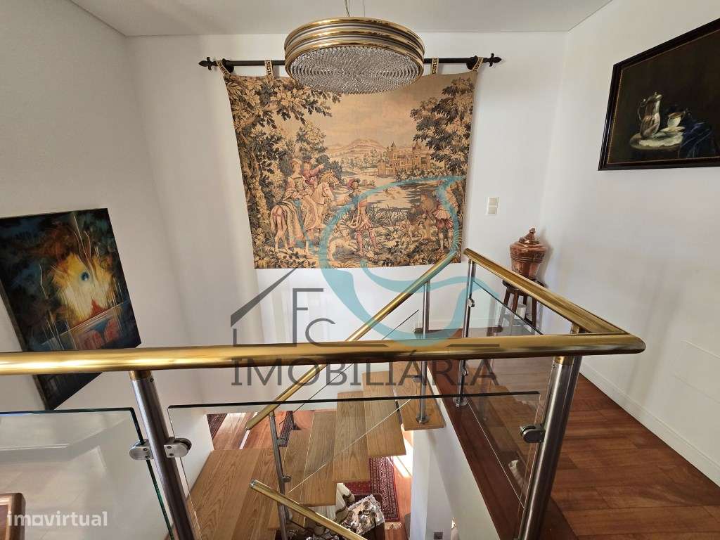 EXCLUSIVO - EXCELENTE APARTAMENTO DUPLEX DE 5 ASSOALHADAS, COM GARA...-36