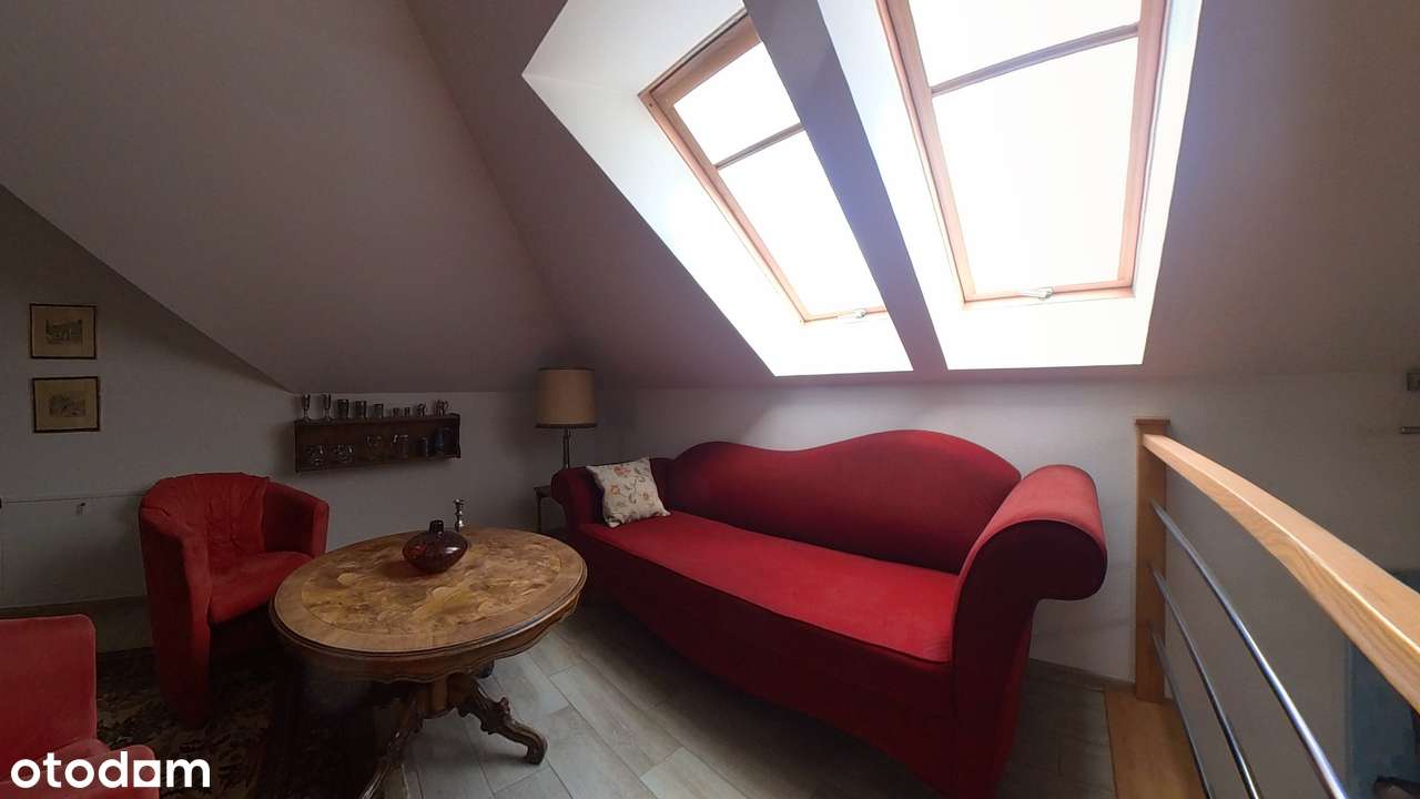 Przestronny dom z 6 pokojami w cichej okolicy-17