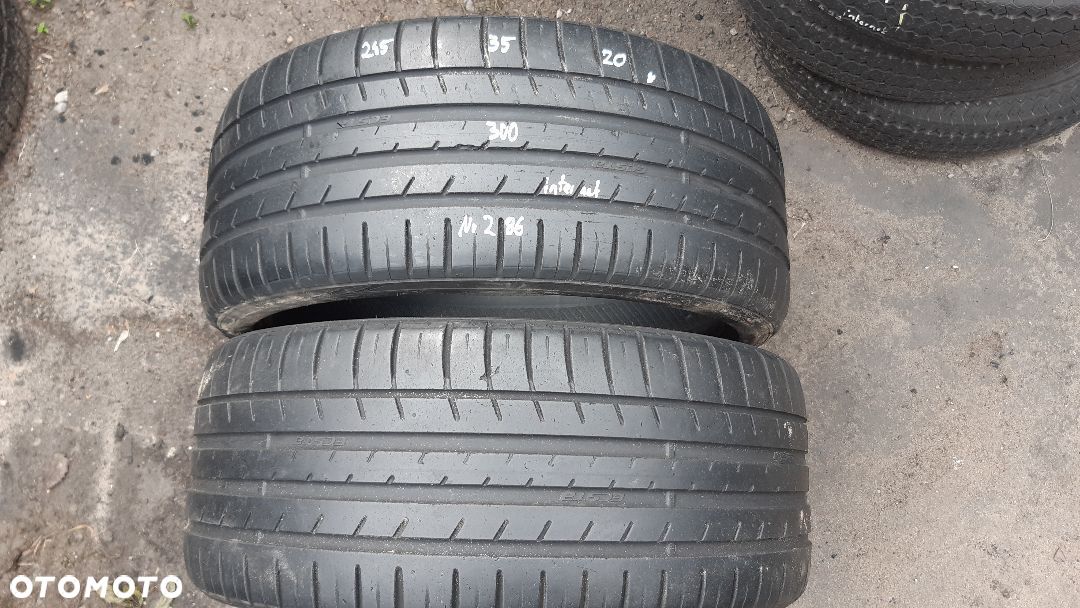 Kumho 245/35/20 nr 286 - 1