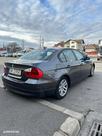 BMW Seria 3 320d DPF - 7