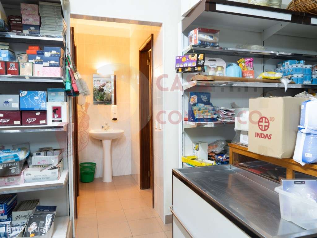 Imóvel Multifuncional com Elevado Potencial de Rentabilidade-35