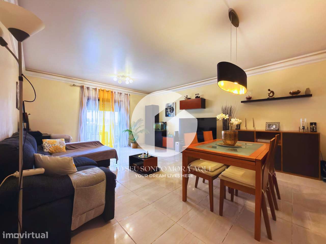 Apartamento T2 com Garagem em BOX e Elevador em FARO-7