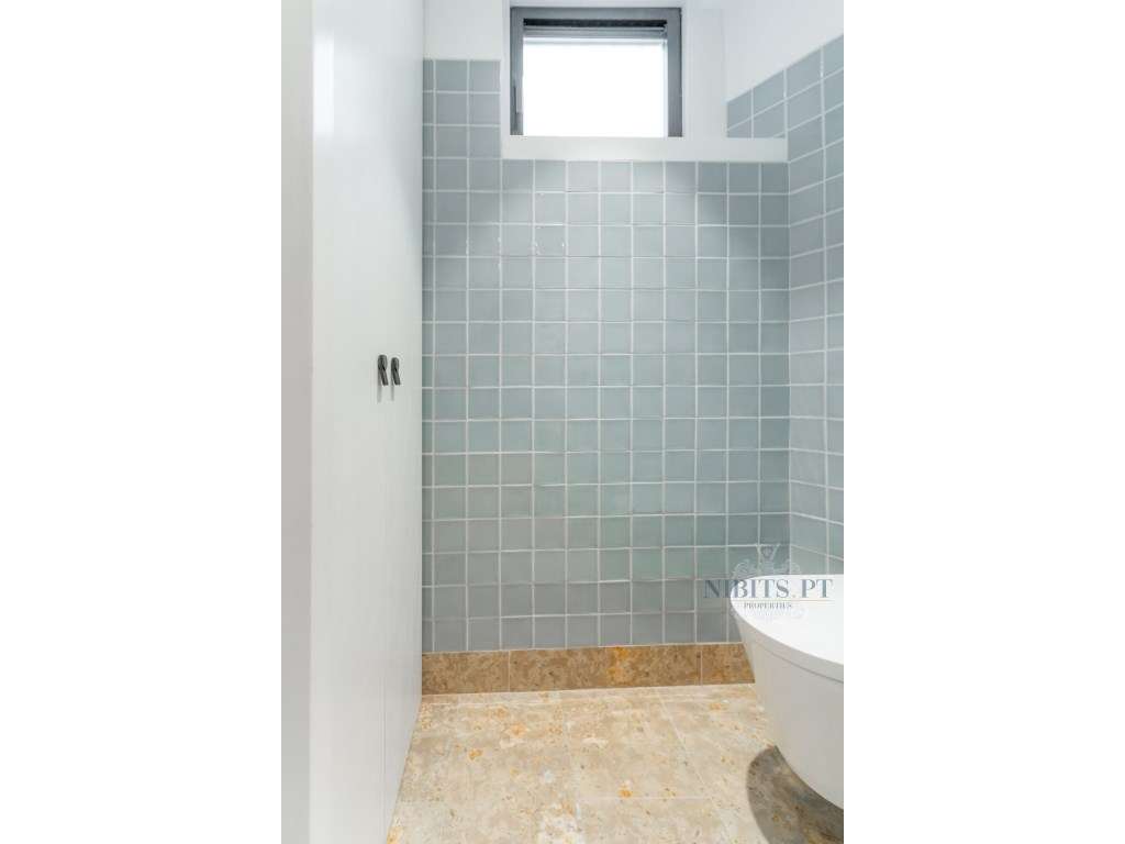 T1 - Casa remodelada no Centro de Cascais-56