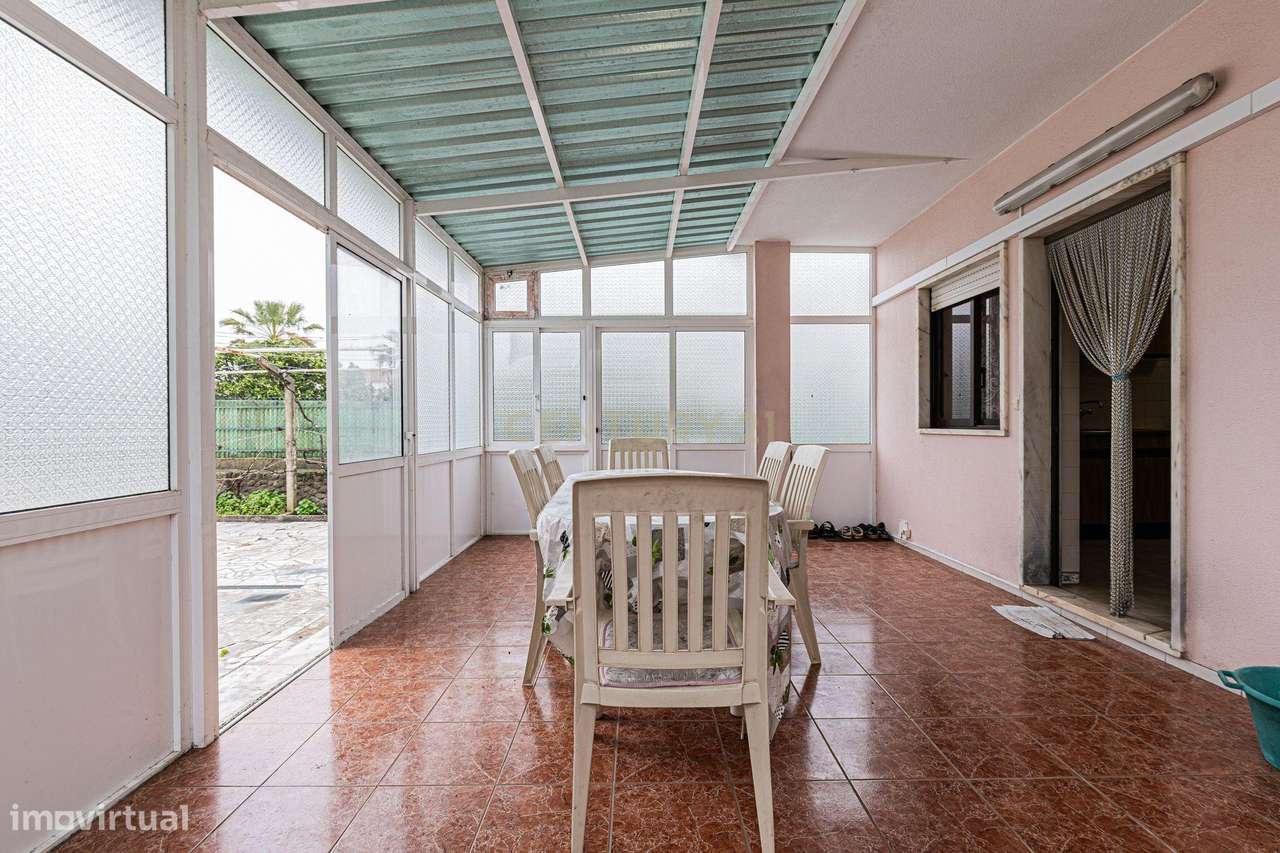 Excelente Moradia T3+4 em Fernão Ferro duas garagens-26