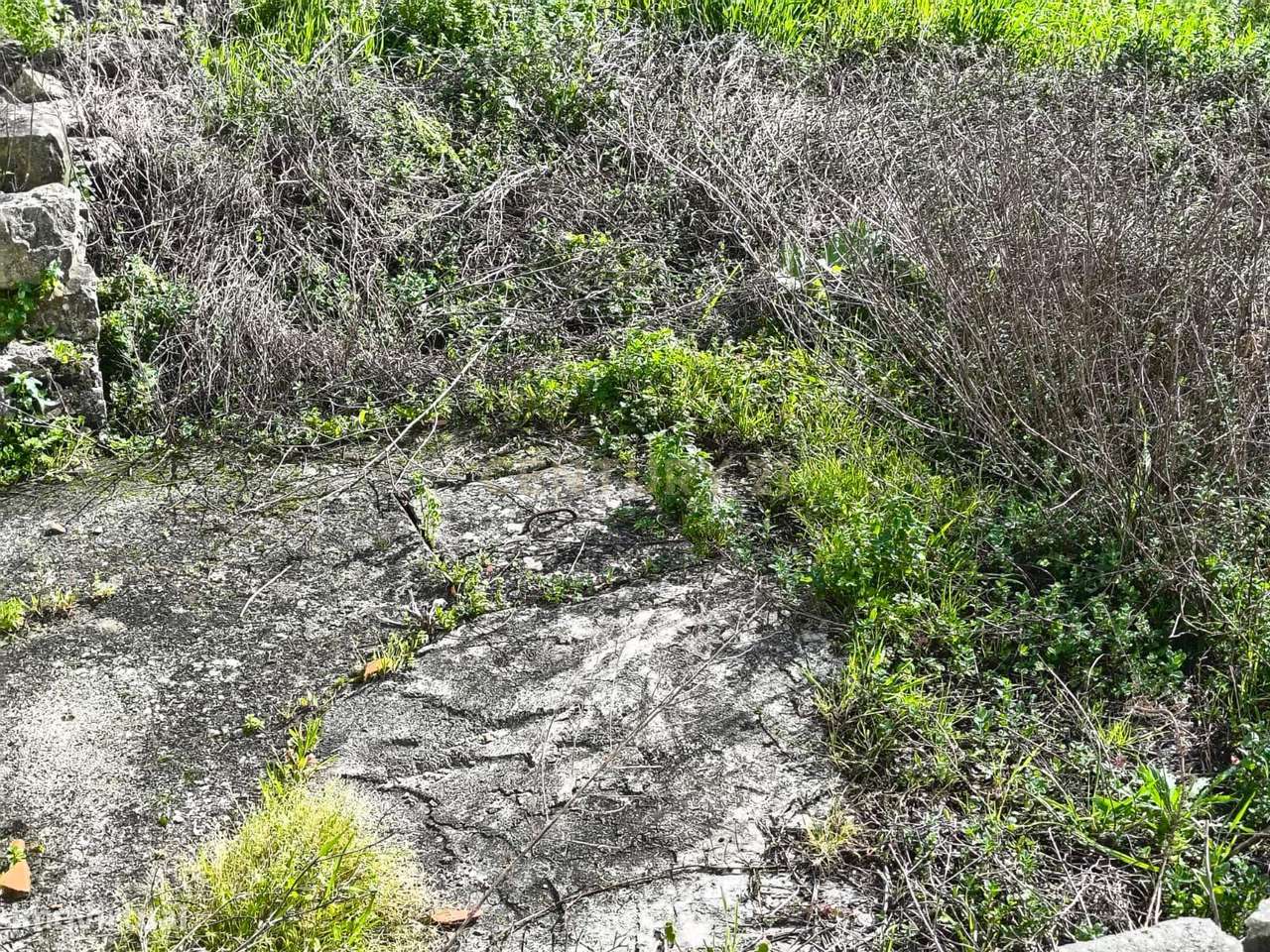 Moradia T2 em Alpedriz – Um investimento com múltiplas possibilidades-6