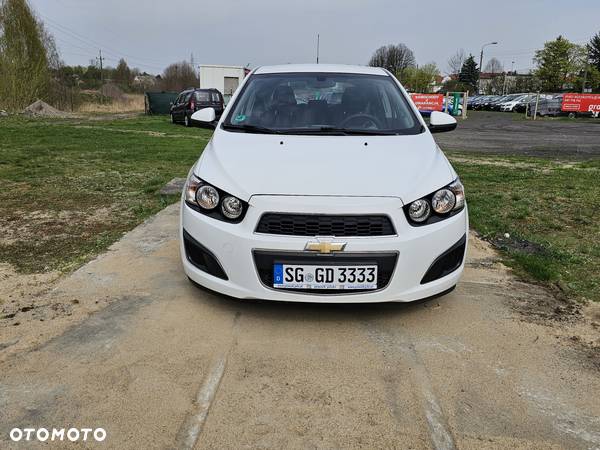 Chevrolet Aveo 1.4 LT - 16