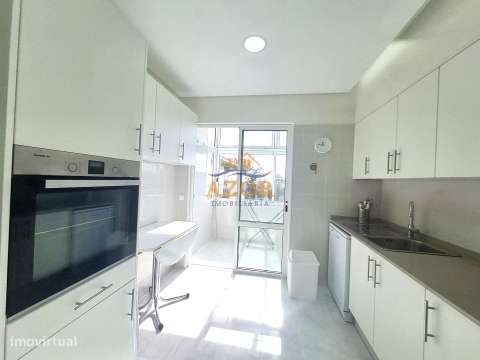 Apartamento T3 Venda em Ponta Delgada (São Sebastião),Ponta Delgada-7