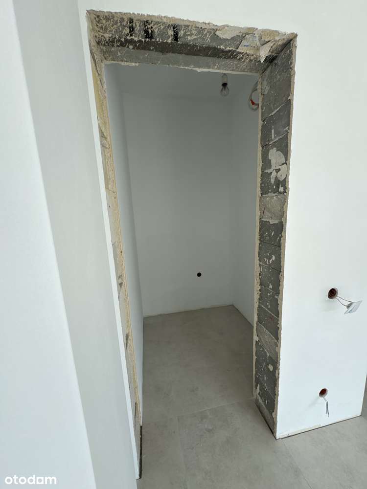 Piękny / PARTEROWY / duża działka / BRAMA na pilota / GOTOWY!-12