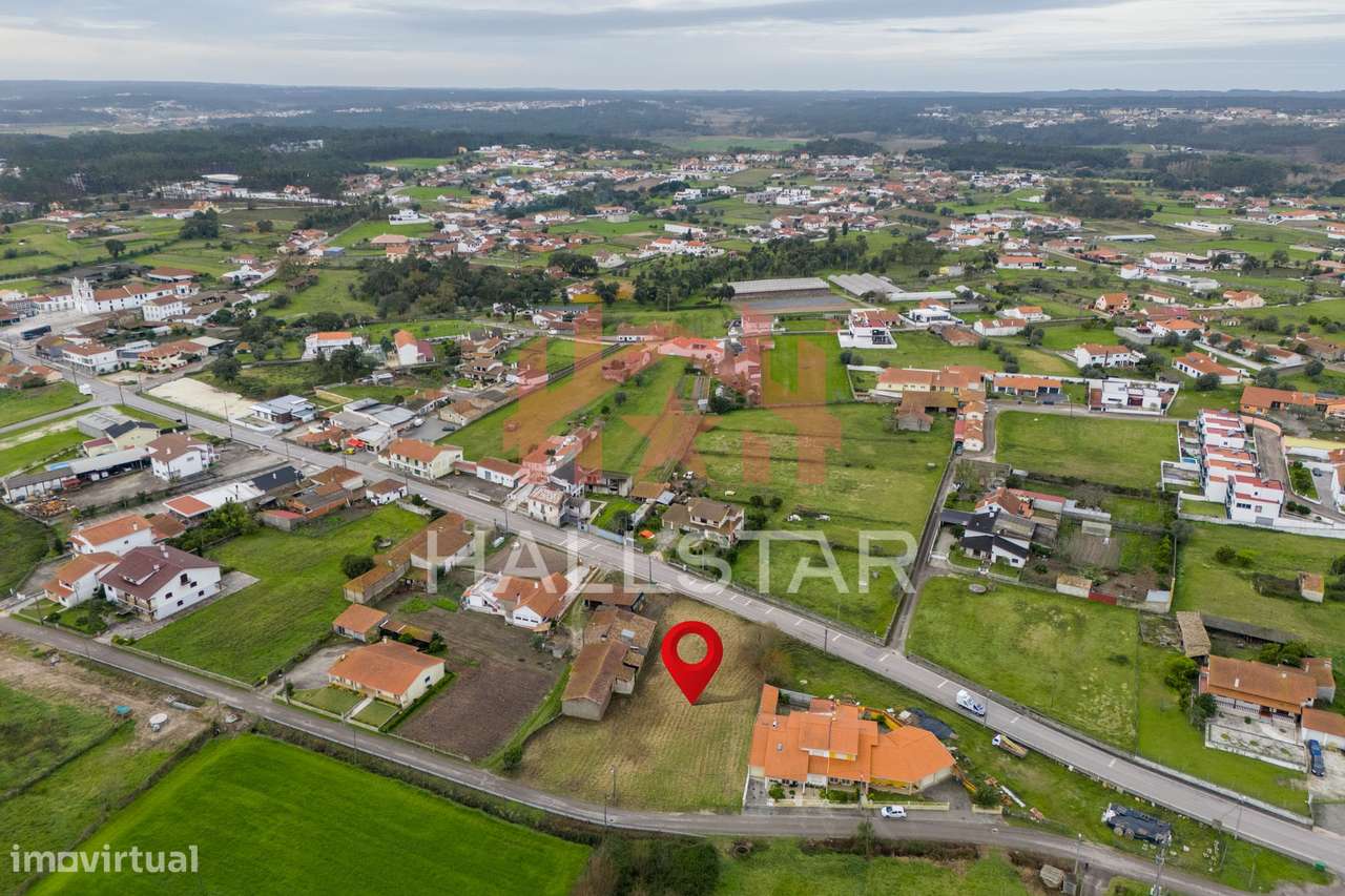 Terreno para Construção / Área Total 1976m2 / Indice de 0.5 / Ortigosa - Grande imagem: 2/31