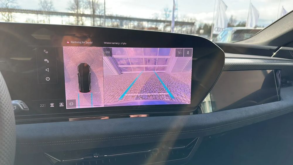 A6 e-tron Avant Performance 367KM Demo