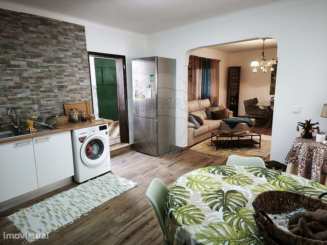 Moradia T4 para venda-6