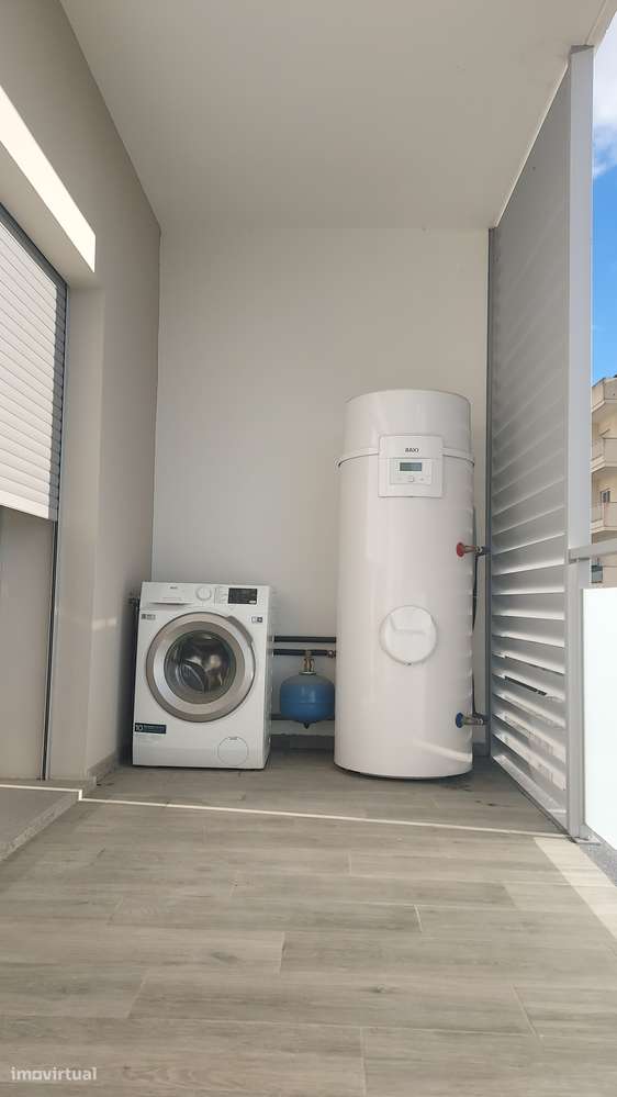 Apartamento T3 novo C/ box- Leiria-19