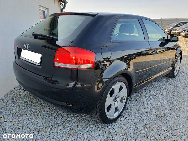 Audi A3 1.6 Attraction - 2