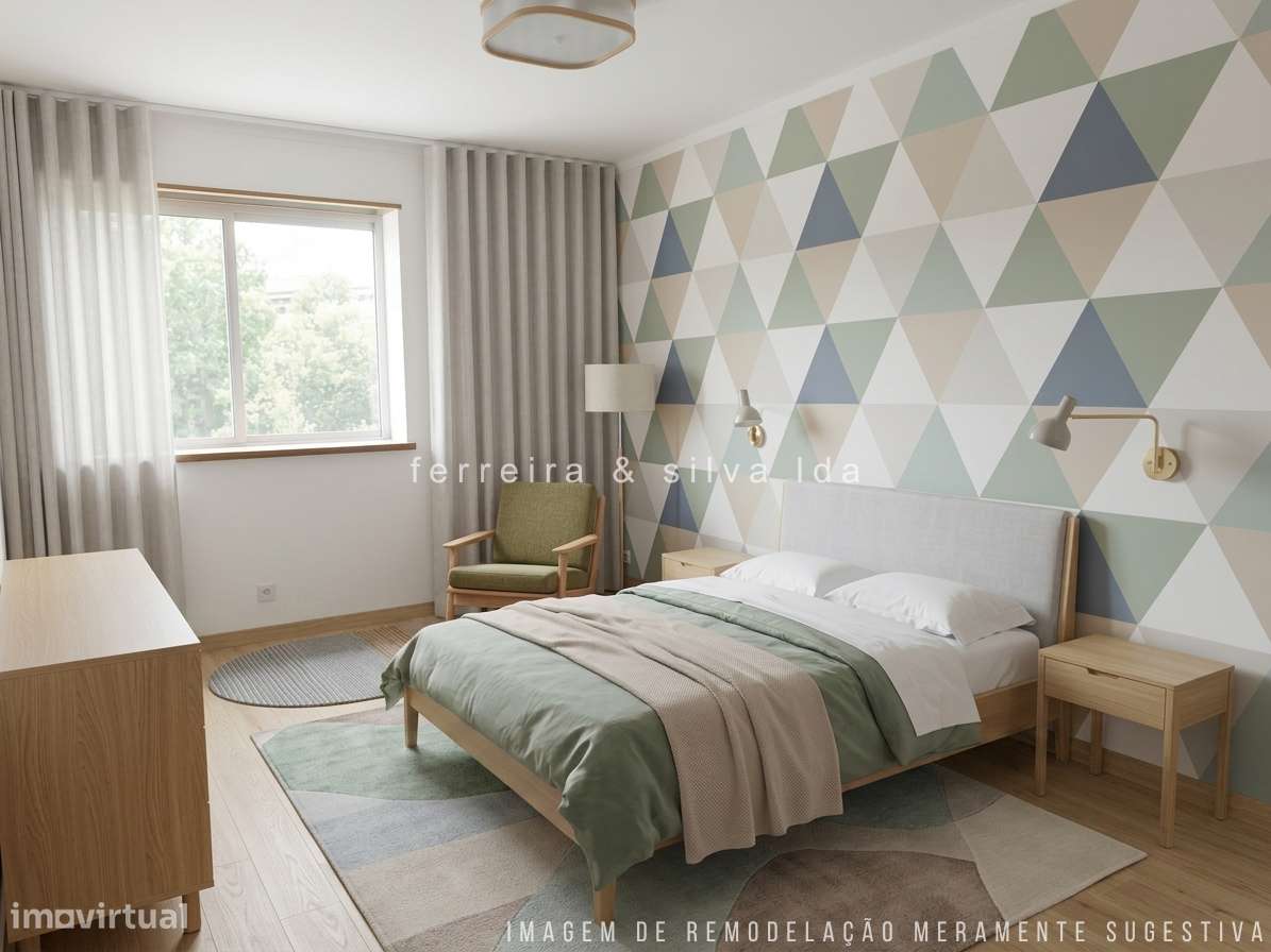 Apartamento T2 em Coimbra (Rua General Humberto Delgado)-4