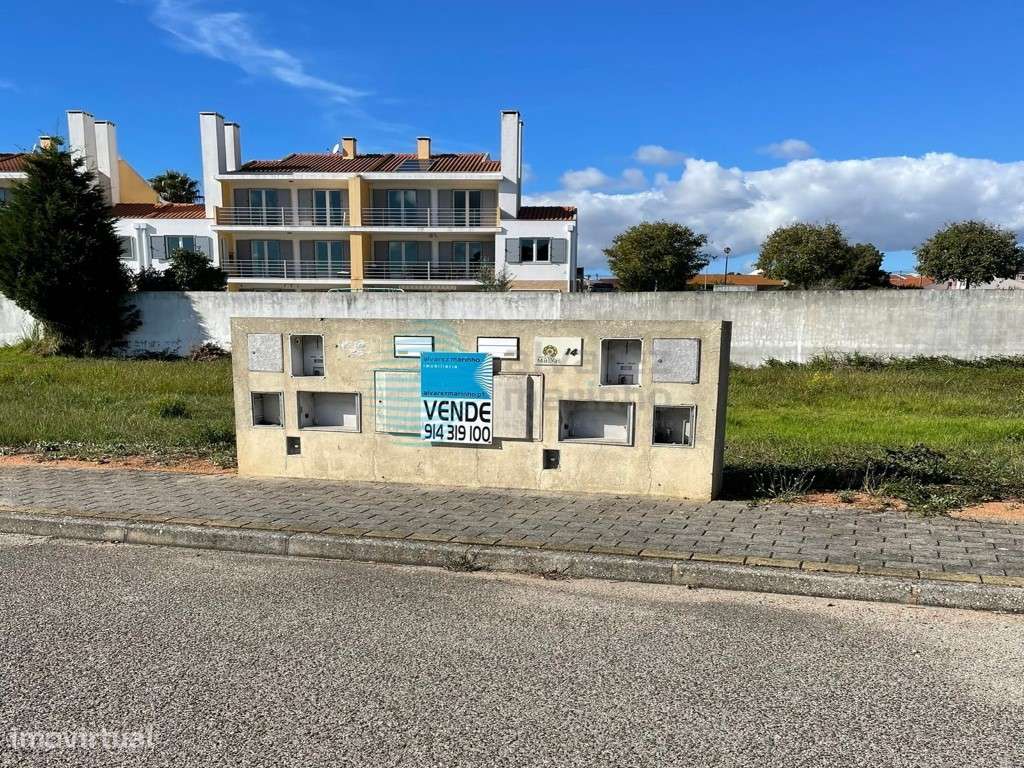 Lote para construção em Campelos - Grande imagem: 3/8