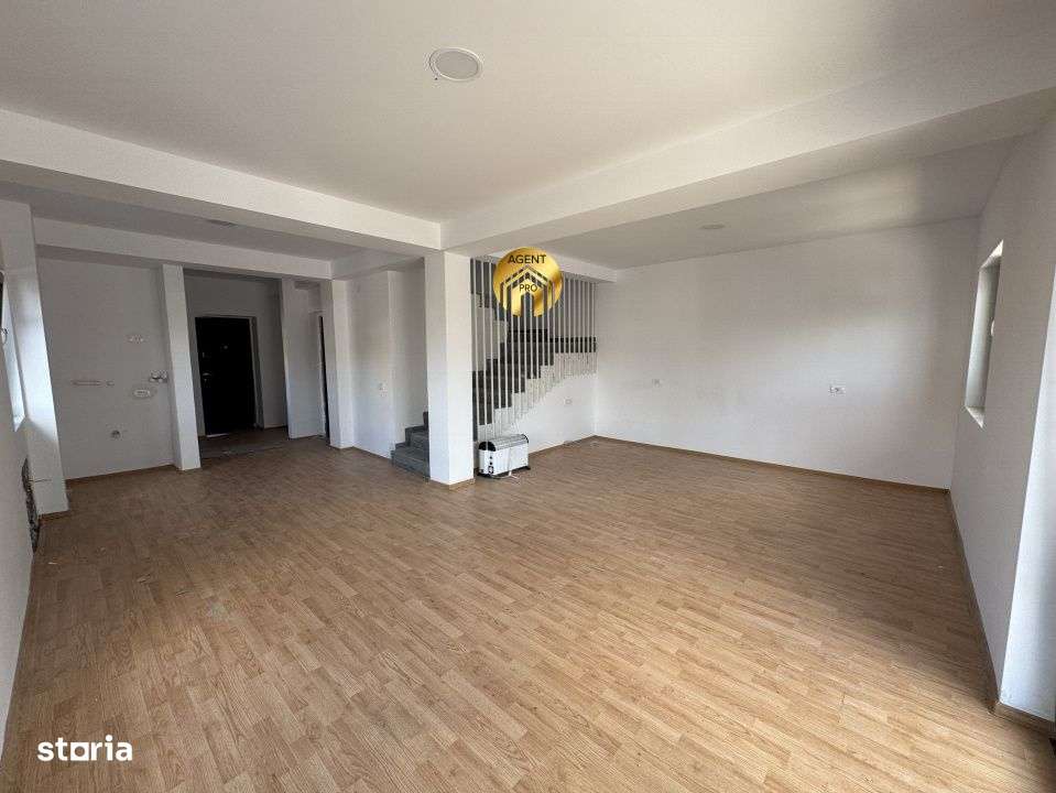 Casa 5 camere + Terasa pe acoperis - Nefinalizata - Imagine principală: 5/18