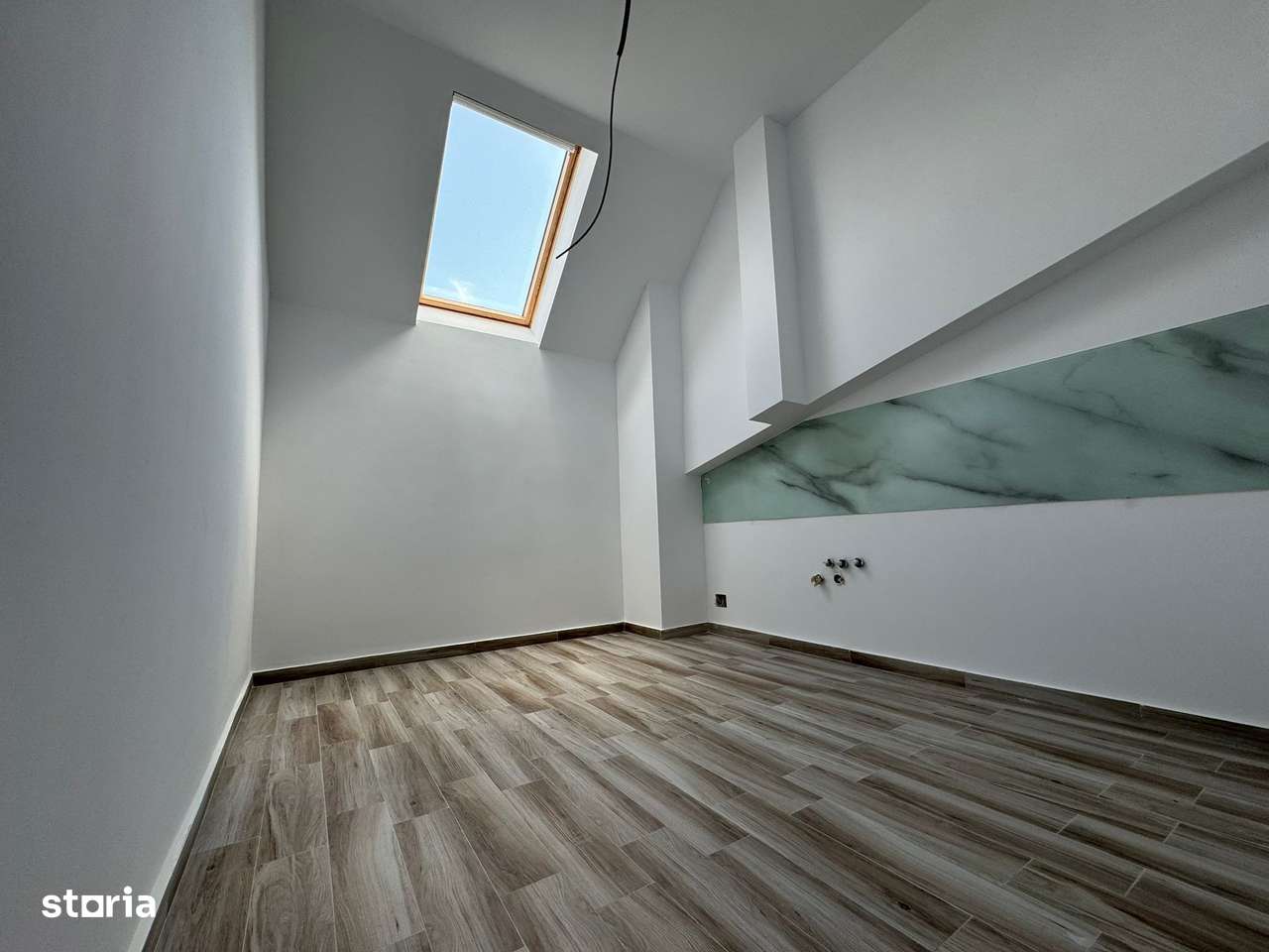 SENZATIONAL! Apartament 4 Camere Decomandate si Terasa  - Berceni-6