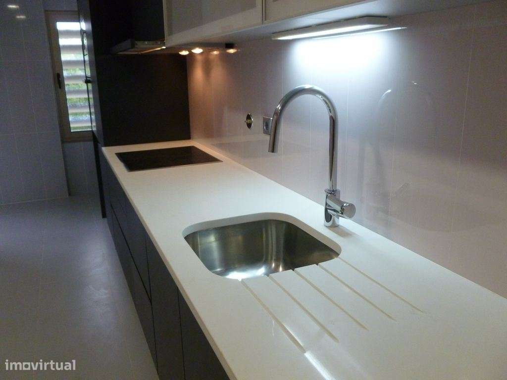 Apartamento R/Chão tipologia T1 em V. N. Gaia, Grijó, Portugal. - Grande imagem: 3/8