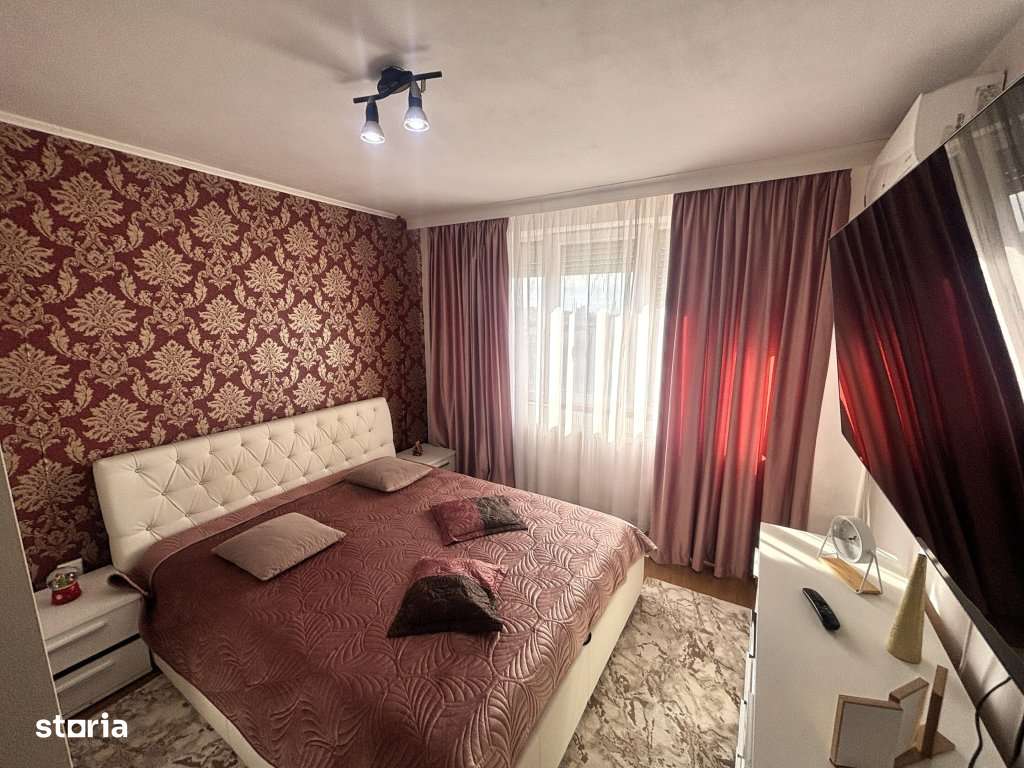 Apartament cu 2 camere de vânzare – Bulevardul București, zona cen-2
